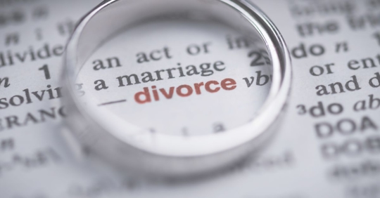 a ring over the word divorce
