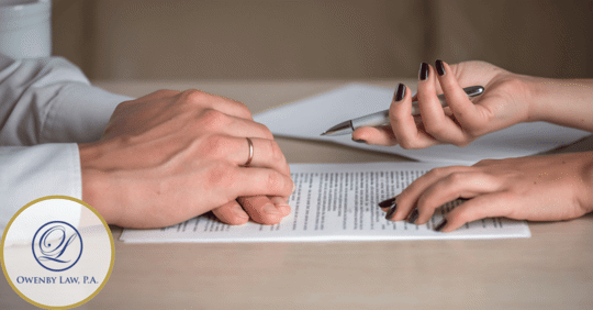 lawyer discussing with client